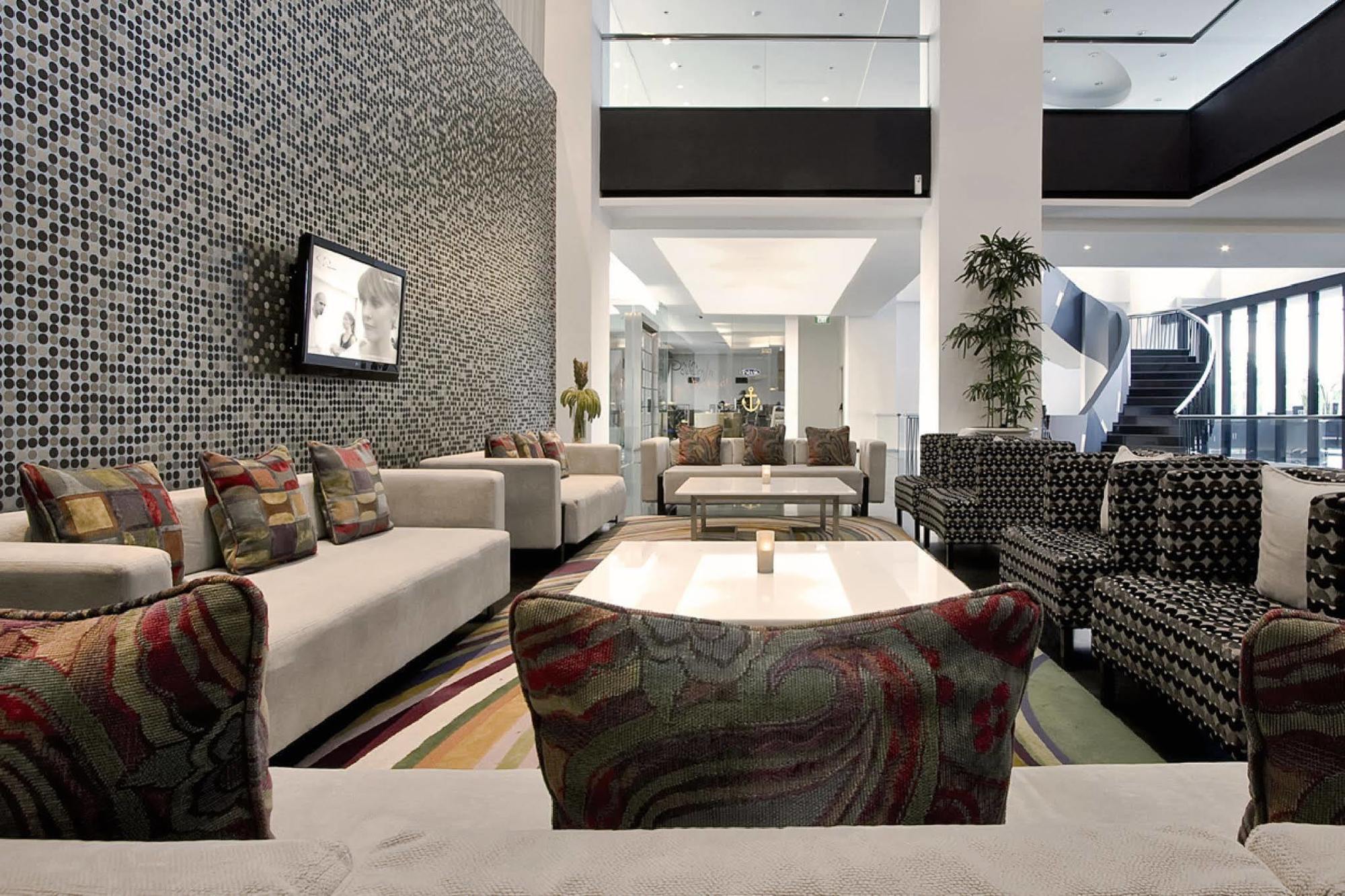 Ts Suites Sorabaya Extérieur photo